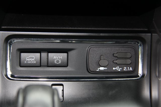 Used 2022 Subaru Ascent Premium w/ Convenience Package AWD/4WD image 30