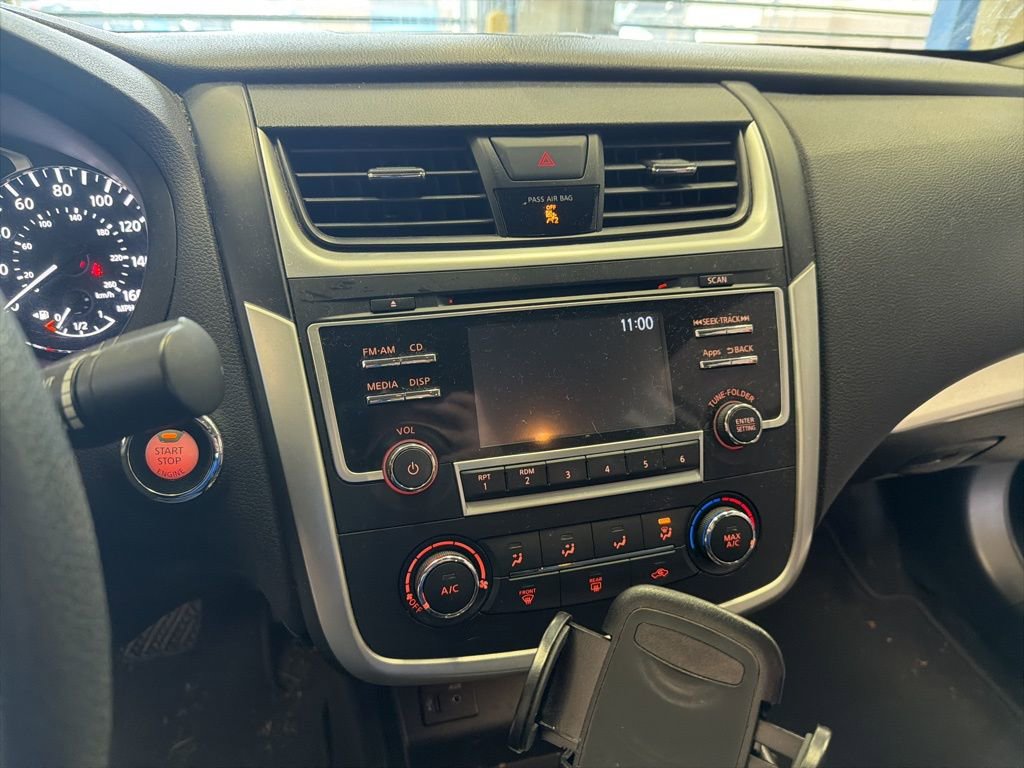 Used 2016 Nissan Altima 2.5 S w/ Power Driver Seat Package image 6