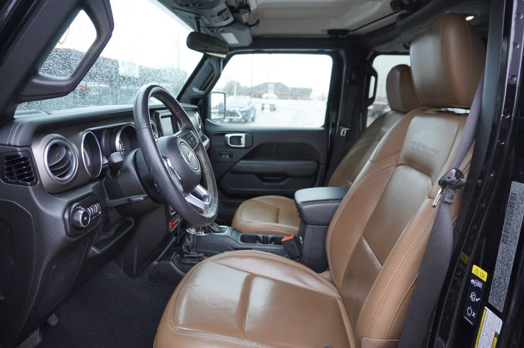 Used 2020 Jeep Wrangler Unlimited Rubicon w/ Cold Weather Group image 2