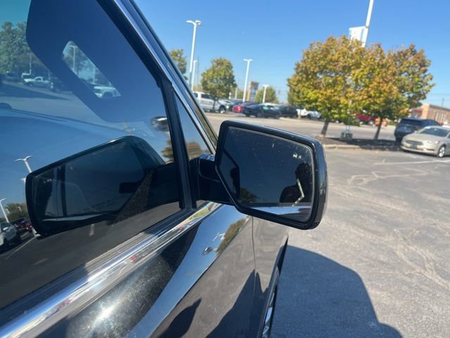 Used 2018 GMC Yukon SLT image 6