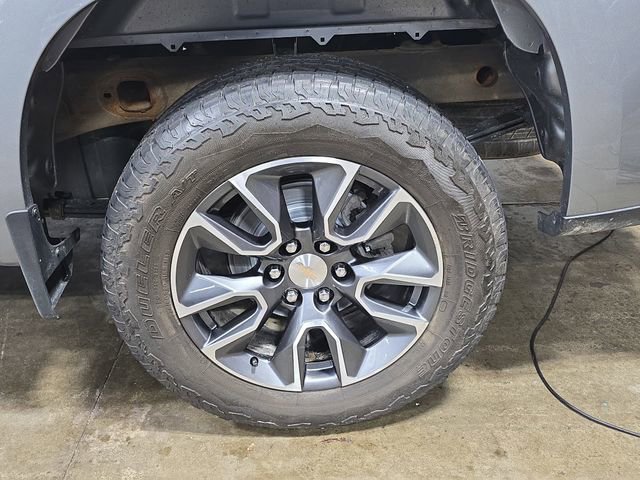 Used 2024 Chevrolet Silverado 1500 LT image 34