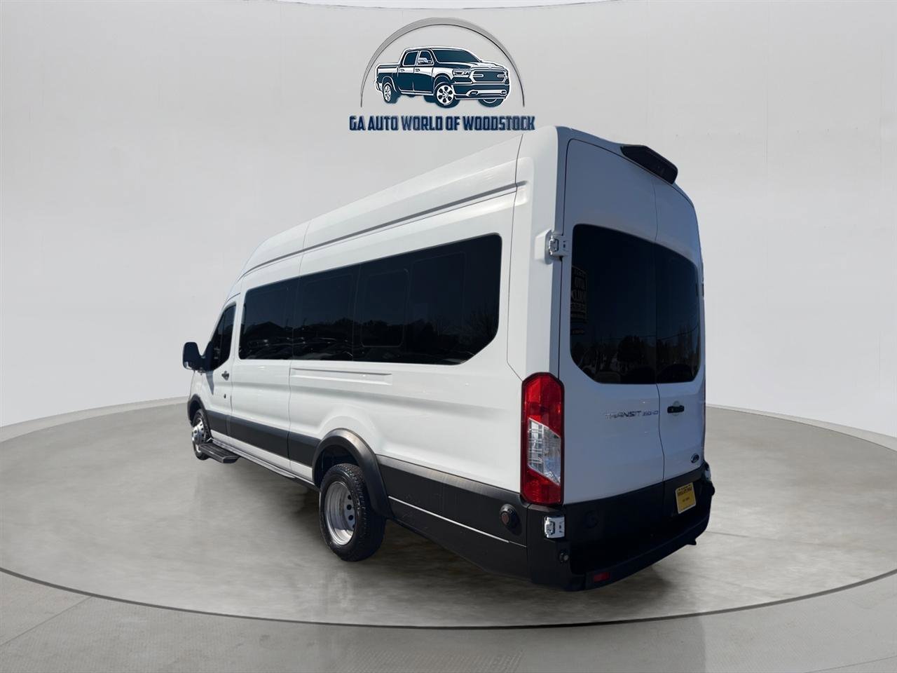 Used 2019 Ford Transit 350 XL image 12