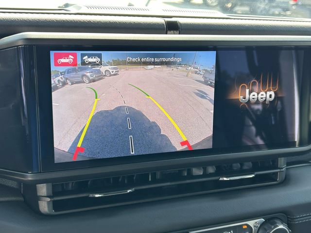 Used 2026 Jeep Wrangler Unlimited Rubicon AWD/4WD image 26