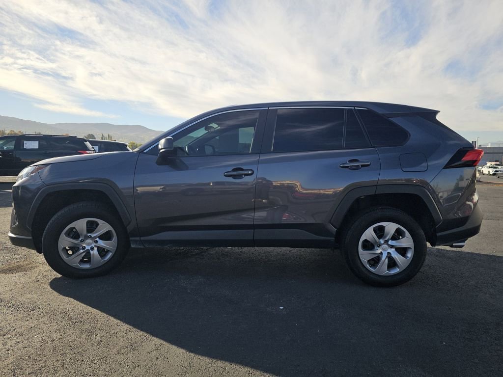 Used 2023 Toyota RAV4 LE image 20