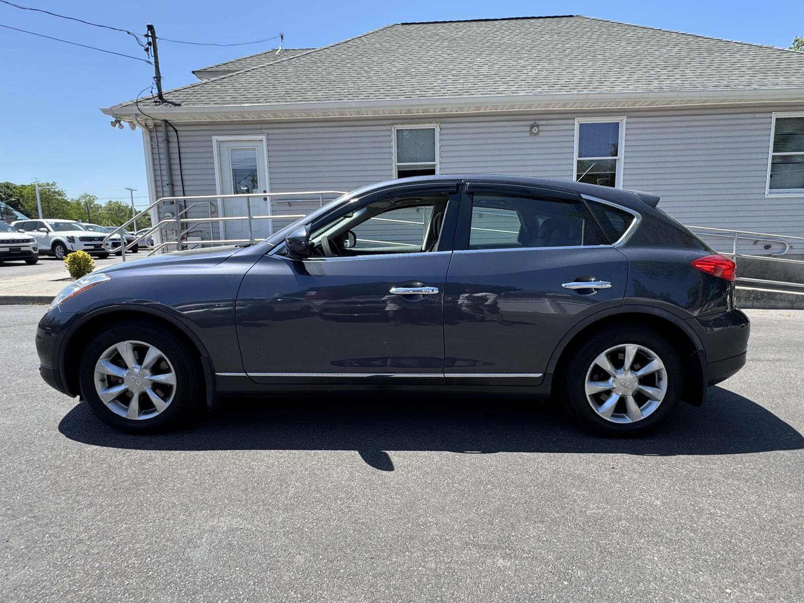 Used 2008 INFINITI EX35 Journey w/ Navigation Pkg AWD/4WD image 8