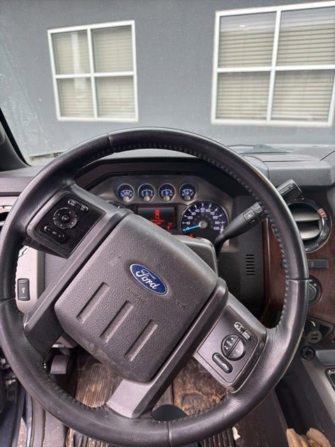 Used 2015 Ford F250 Lariat w/ Lariat Ultimate Package image 14