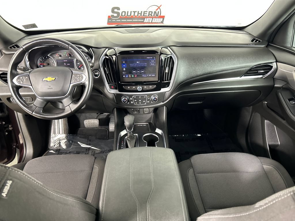 Used 2022 Chevrolet Traverse LT FWD image 20