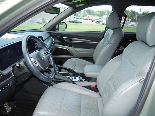 Used 2024 Kia Telluride SX Prestige X-Line AWD/4WD image 2