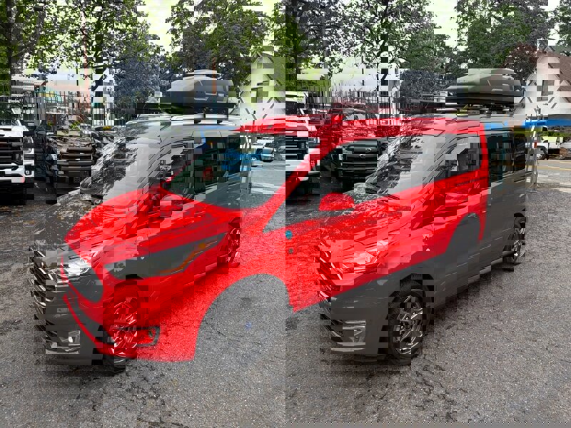 Used 2022 Ford Transit Connect Titanium w/ Trailer Tow Package image 15