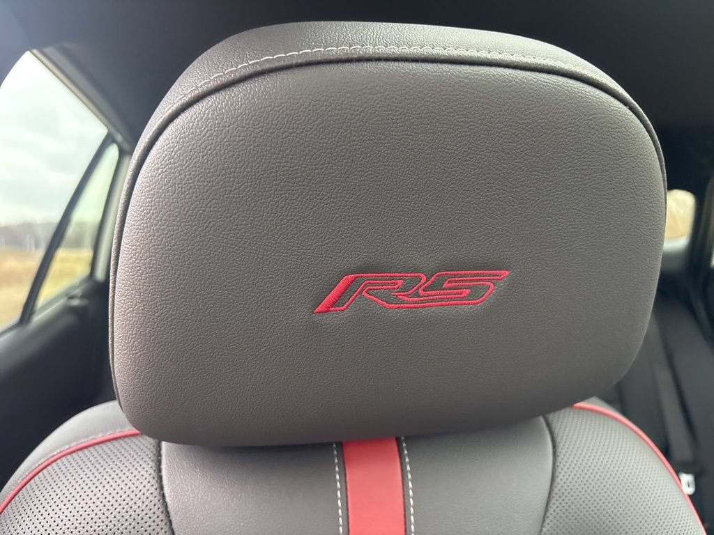 New 2026 Chevrolet Trax RS w/ Sunroof Package FWD image 2