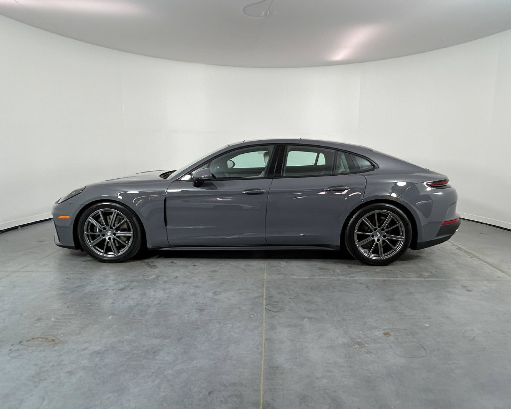 New 2026 Porsche Panamera 4 AWD/4WD image 2