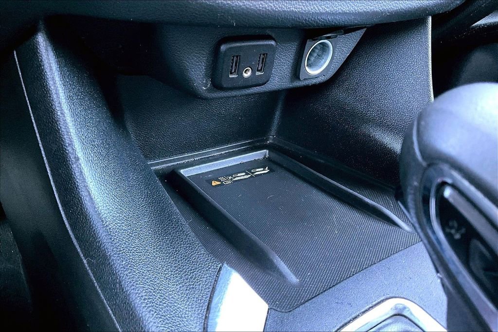 Used 2023 Chevrolet Traverse LT image 11