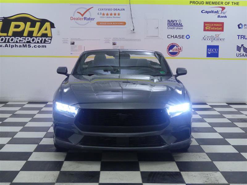 Used 2025 Ford Mustang Premium image 2