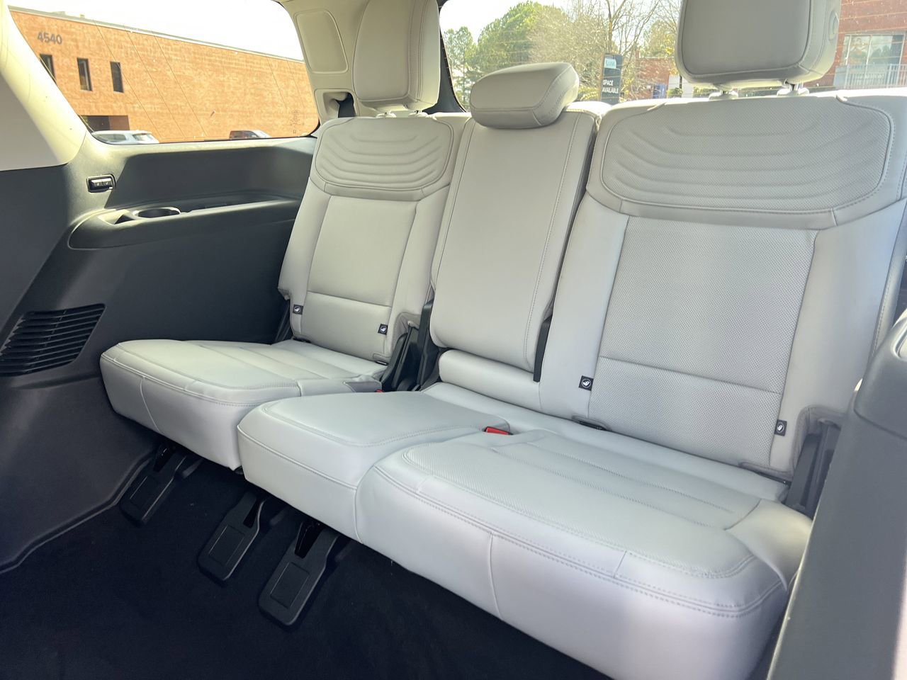 New 2025 Ford Expedition Platinum w/ Platinum Ultimate Package image 21