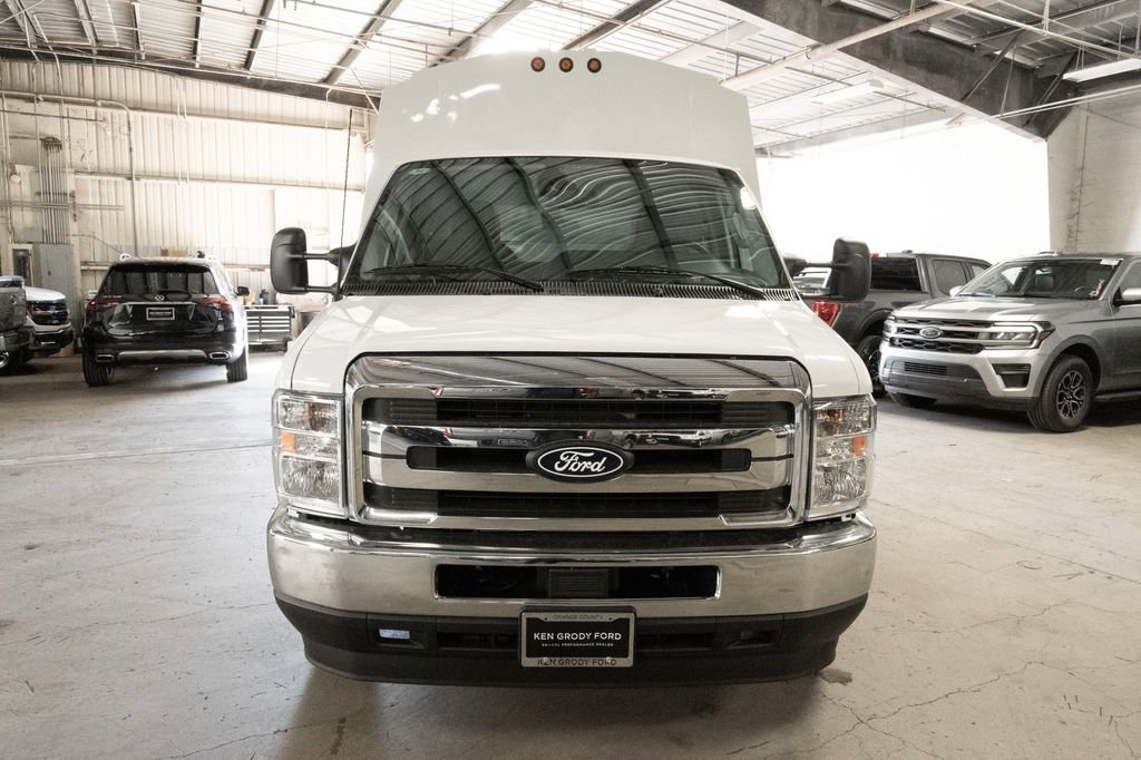 New 2026 Ford E-350 and Econoline 350 Super Duty w/ Power Equipment Group image 3