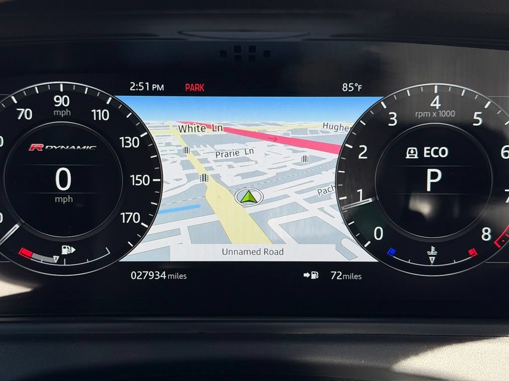 Used 2018 Land Rover Range Rover Velar R-Dynamic SE AWD/4WD image 33