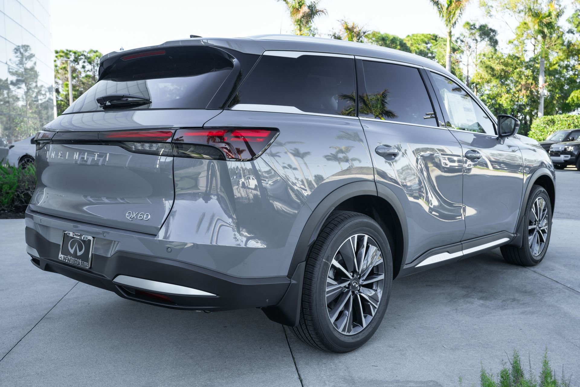 New 2026 INFINITI QX60 Luxe w/ Cargo Package image 22