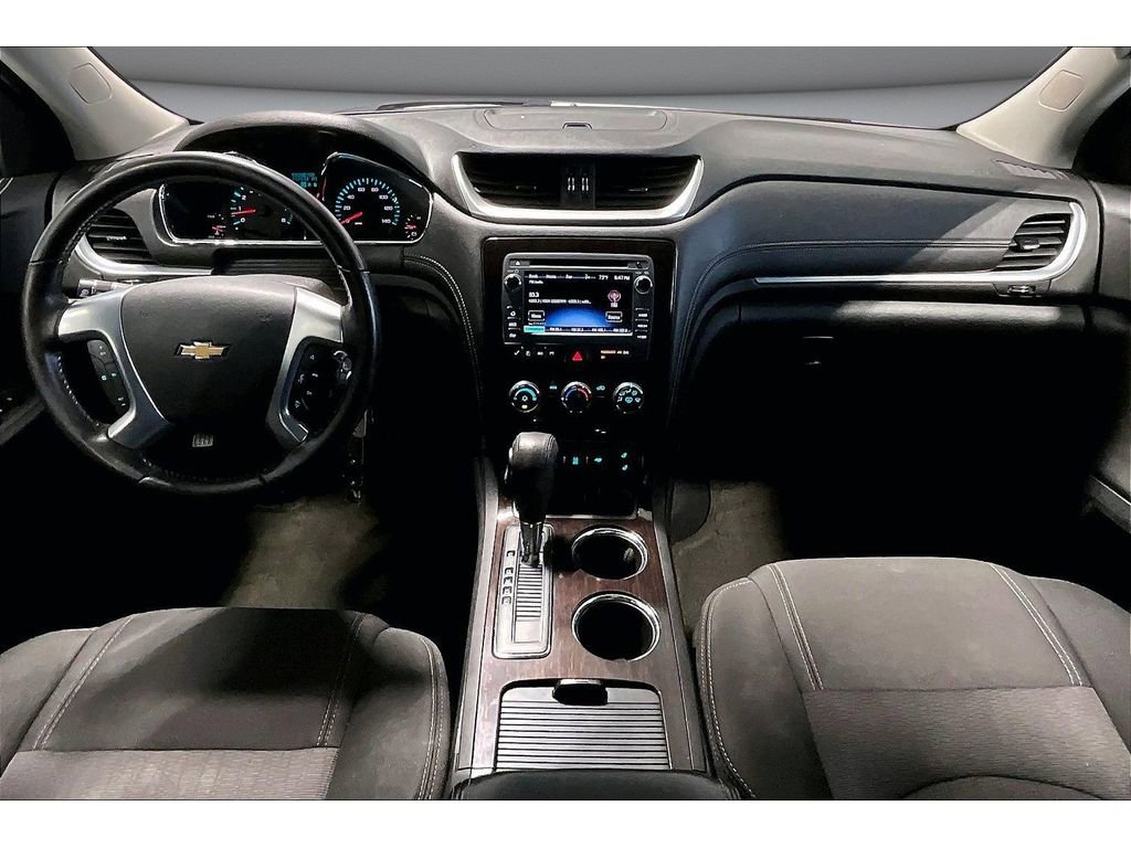 Used 2017 Chevrolet Traverse LT w/ Style and Technology Package FWD image 17