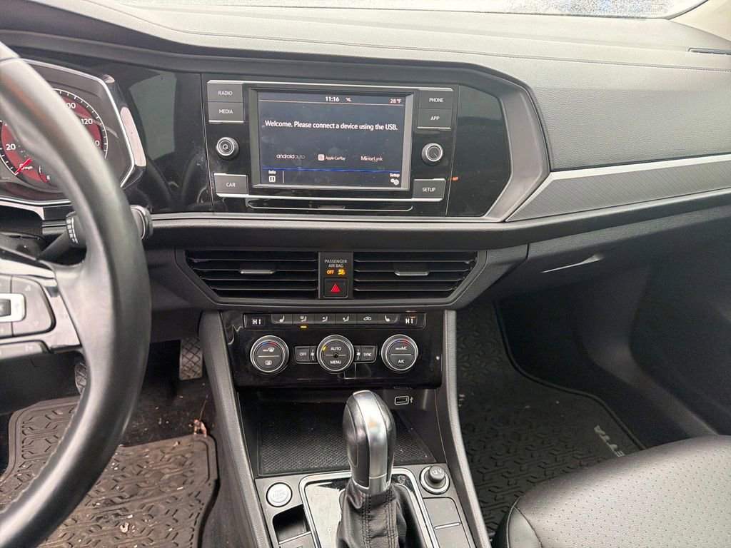 Used 2019 Volkswagen Jetta SE image 17