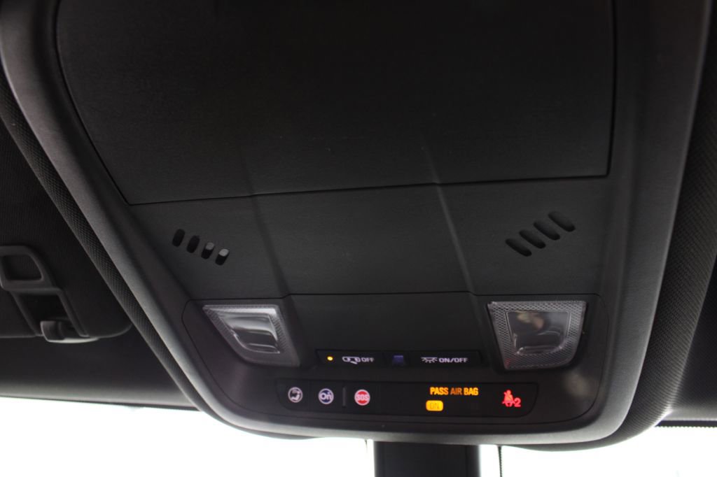 Used 2019 Chevrolet Equinox LT image 30