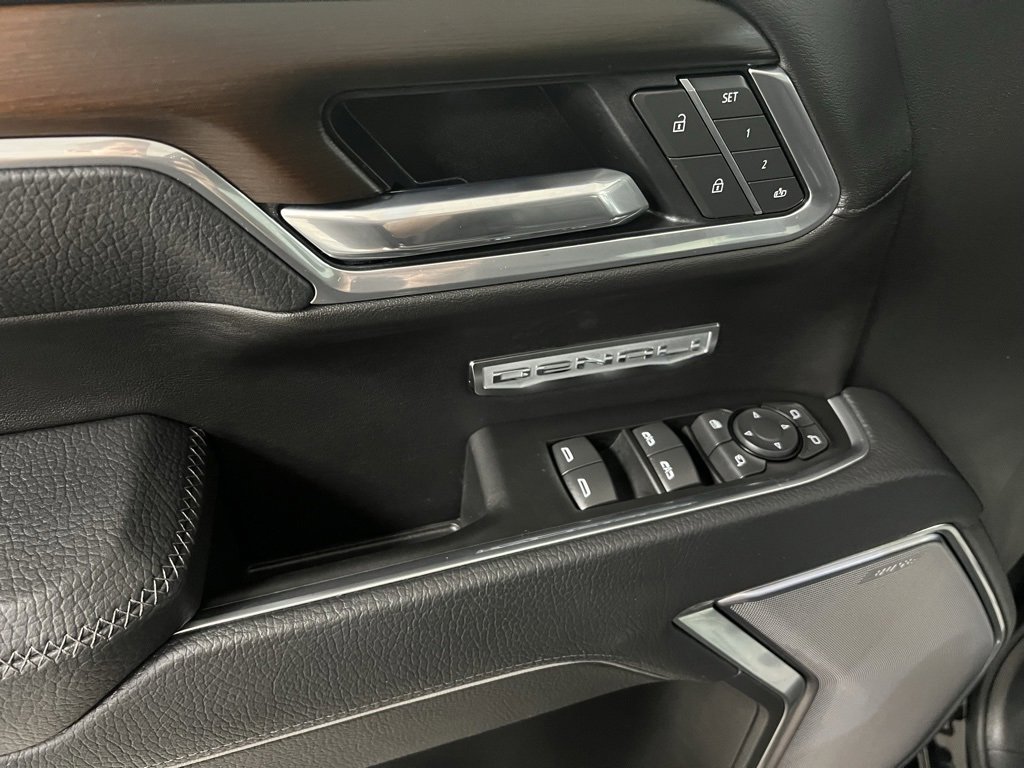 Used 2025 GMC Sierra 1500 Denali w/ Denali Reserve Package image 28