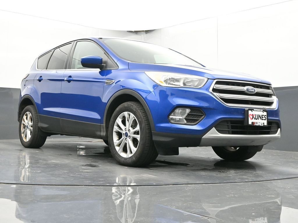 Used 2017 Ford Escape SE image 35