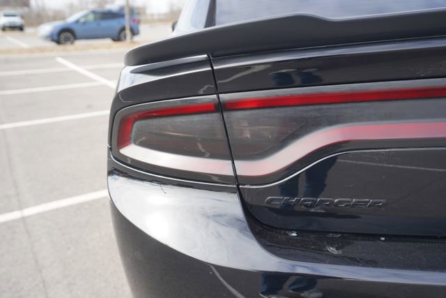 Used 2017 Dodge Charger SXT w/ Rallye Group image 38