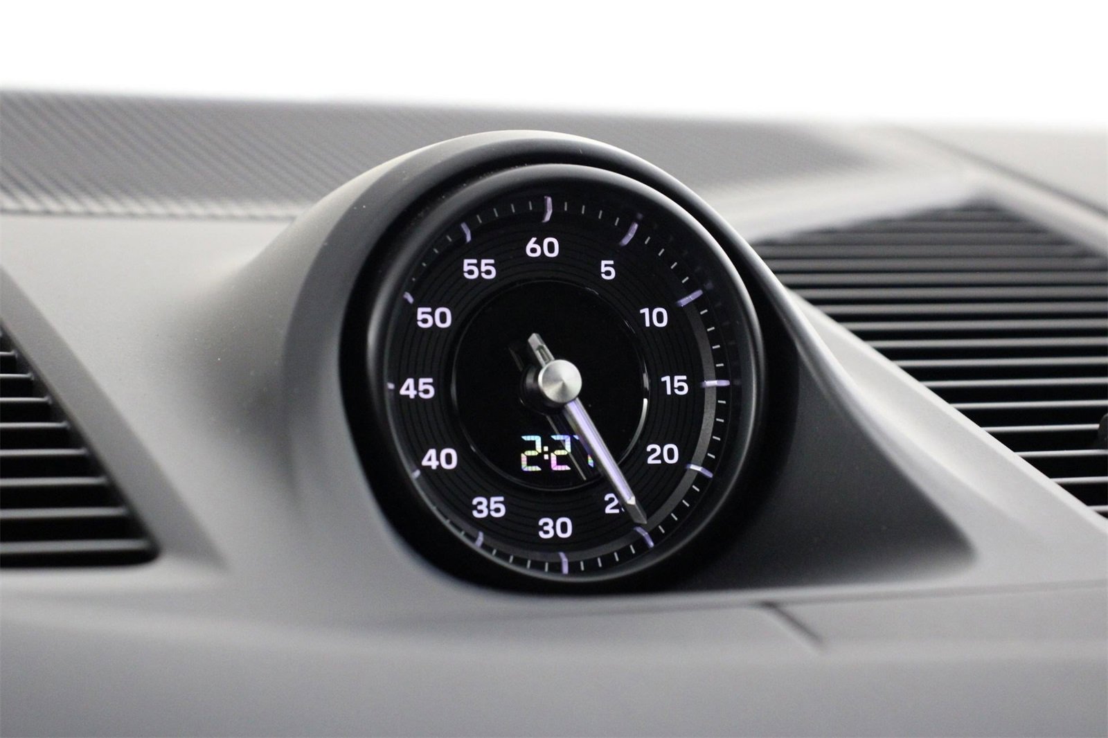 New 2026 Porsche Cayenne GTS image 16