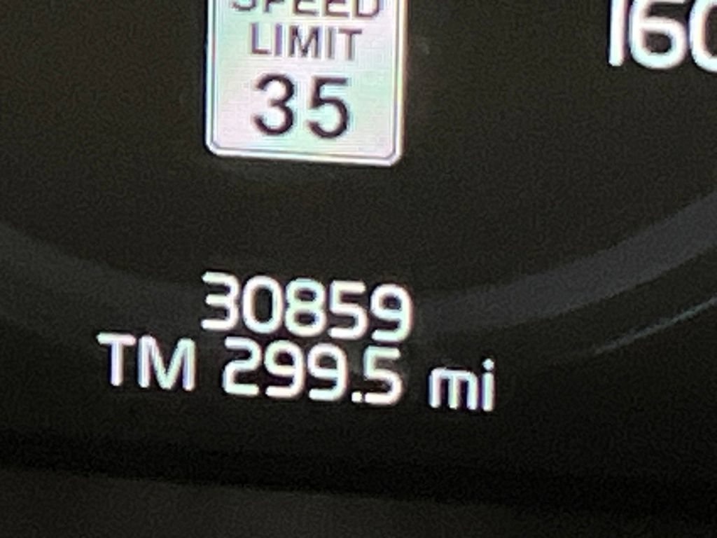 Used 2021 Volvo XC60 T5 Inscription w/ Advanced Package AWD/4WD image 4