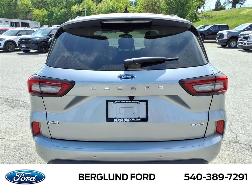 Used 2023 Ford Escape ST-Line w/ Tech Pack #1 image 6