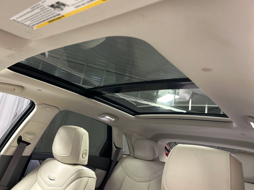 Used 2024 Cadillac XT5 Premium Luxury w/ Technology Package image 23