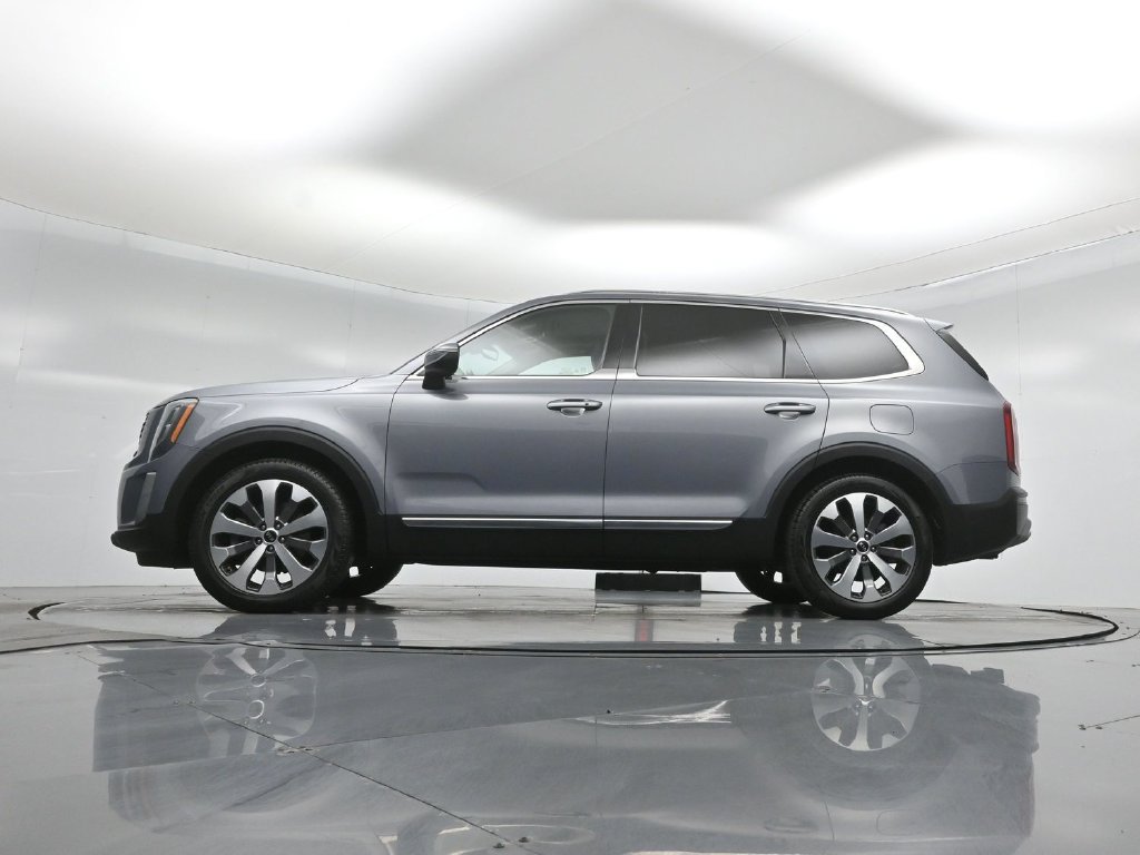 Used 2021 Kia Telluride EX w/ EX Premium Package FWD image 7