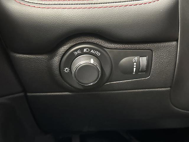 Used 2025 Dodge Durango R/T image 26