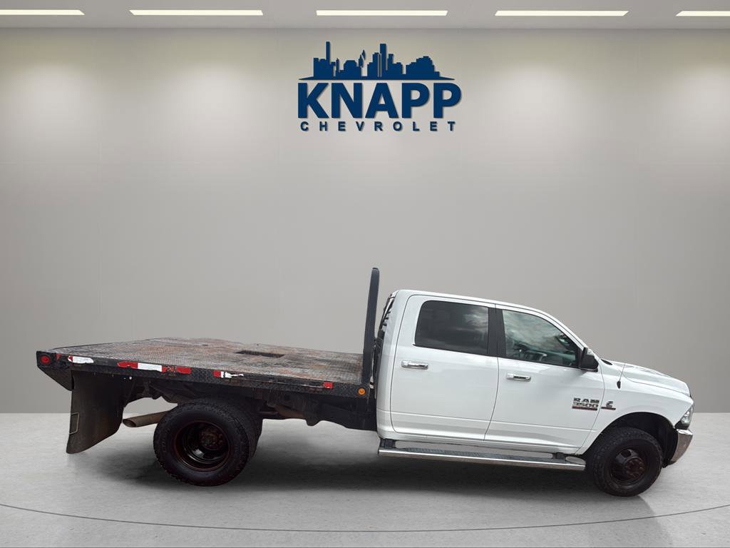 Used 2018 RAM 3500 SLT AWD/4WD image 15