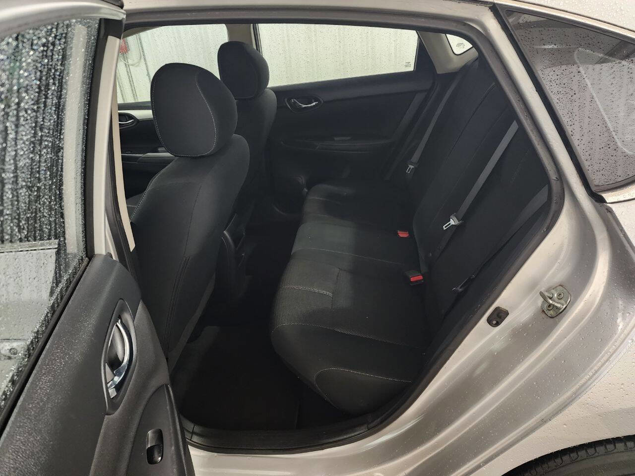 Used 2018 Nissan Sentra S image 15