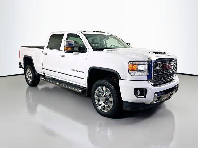 Used 2019 GMC Sierra 2500 Denali w/ Duramax Plus Package image 2