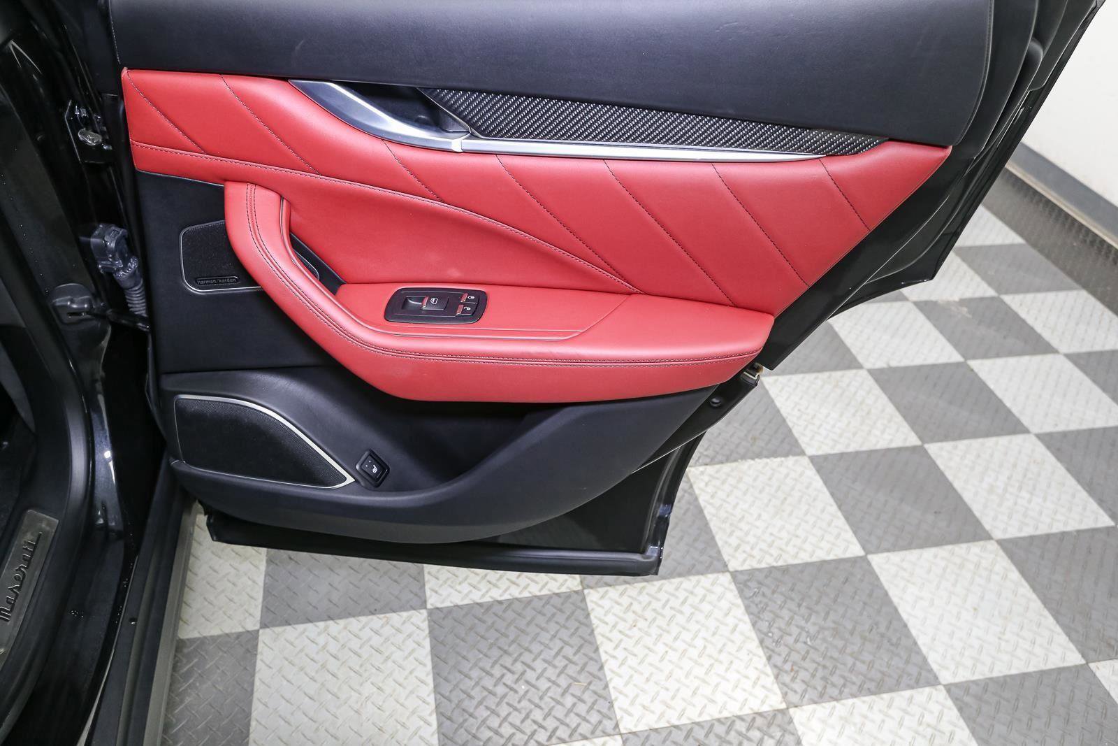 Used 2020 Maserati Levante S GranSport image 26