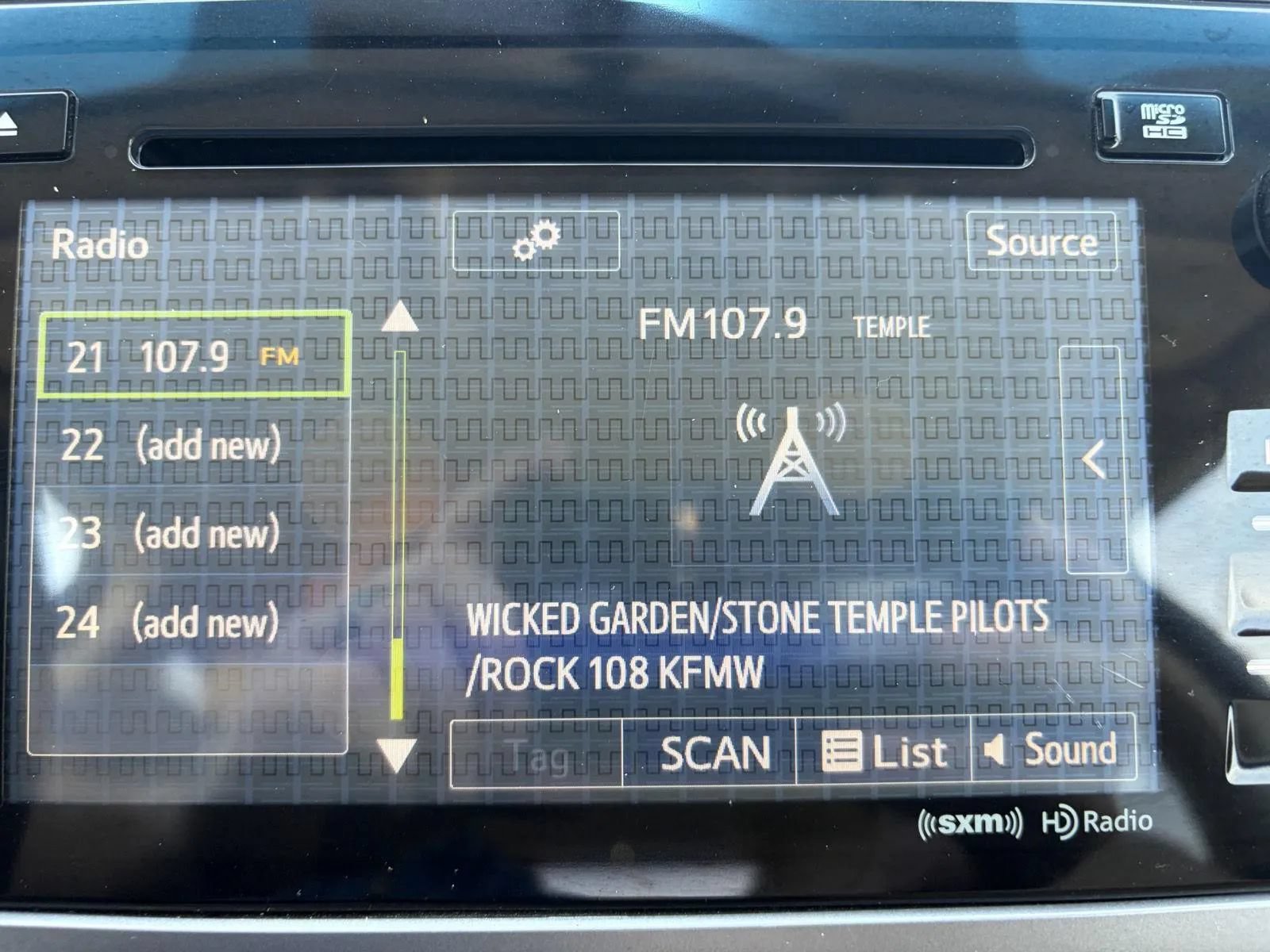 Used 2015 Subaru Outback 2.5i Limited AWD/4WD image 19