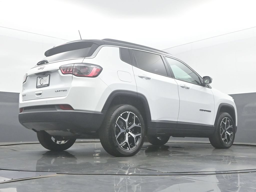 Used 2025 Jeep Compass Limited AWD/4WD image 54