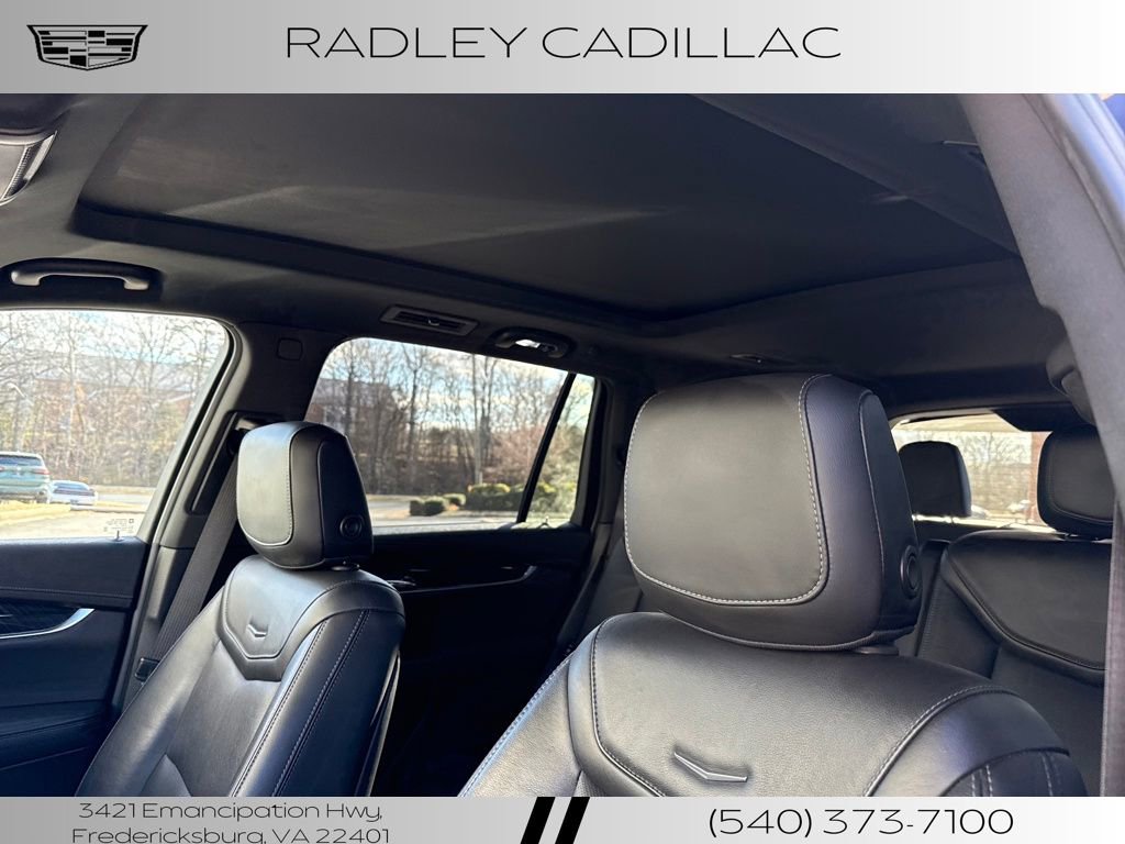 Used 2020 Cadillac XT6 Premium Luxury image 12