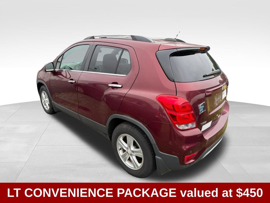 Used 2017 Chevrolet Trax LT w/ Driver Confidence Package FWD image 4