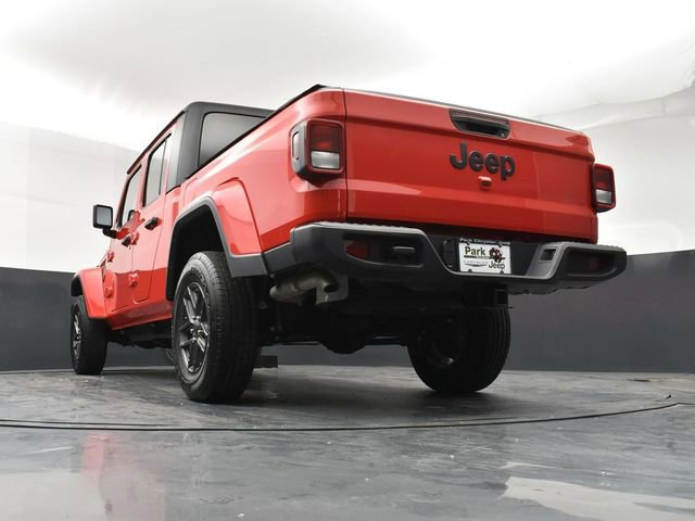 Used 2024 Jeep Gladiator Sport image 22