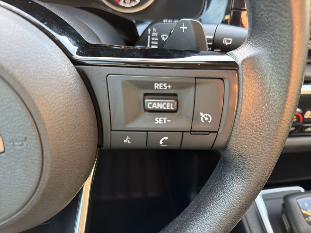 Used 2022 Nissan Pathfinder S image 23