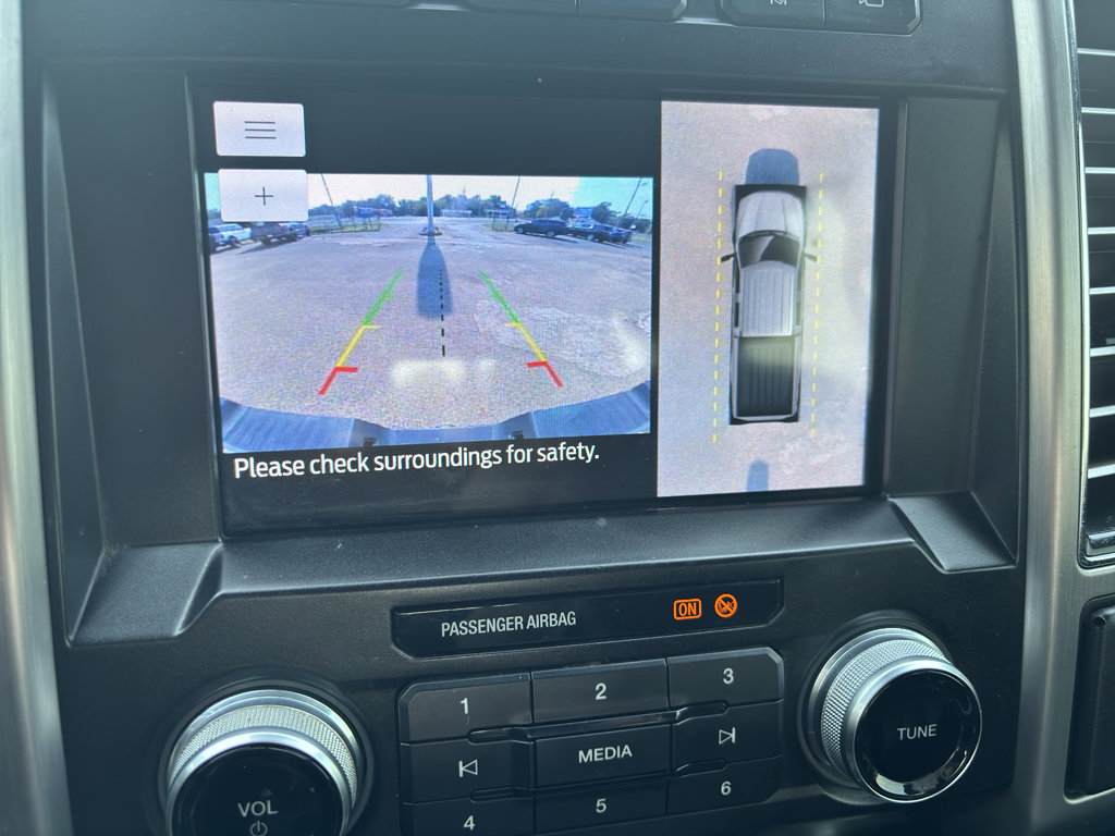 Used 2020 Ford F250 Platinum w/ FX4 Off-Road Package image 31