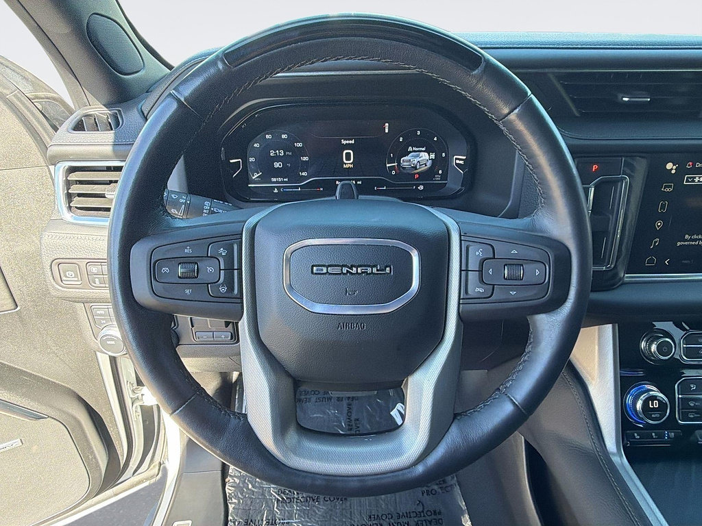 Used 2024 GMC Yukon Denali w/ Advanced Technology Package AWD/4WD image 8