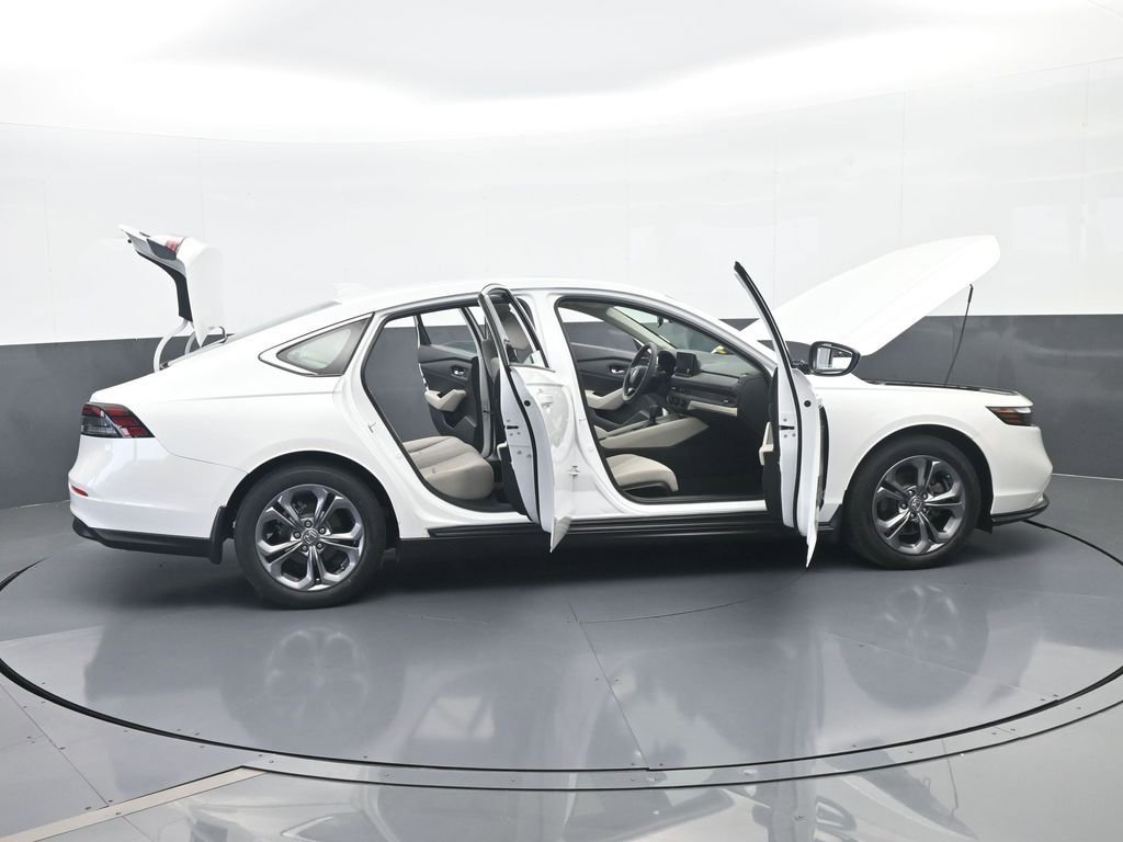Used 2023 Honda Accord EX image 73