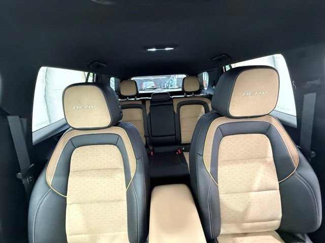 New 2026 Chevrolet Equinox ACTIV AWD/4WD image 30