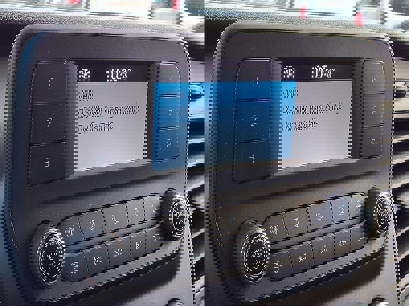 Used 2024 Ford Transit 250 Low Roof w/ Exterior Upgrade Package image 19