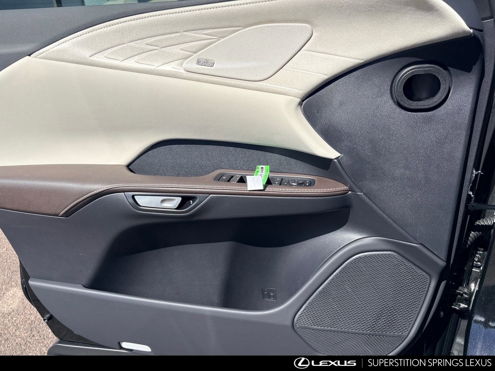 New 2026 Lexus RX 350 FWD image 17