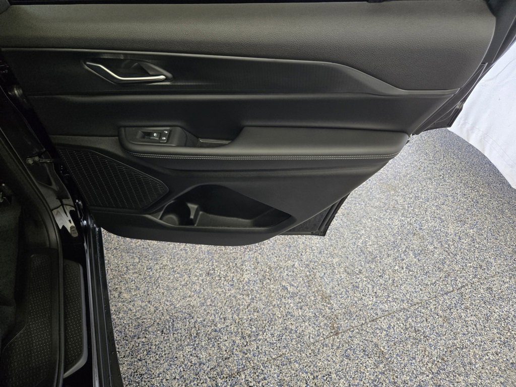 New 2025 Jeep Grand Cherokee L Laredo w/ Luxury Tech Group I image 26